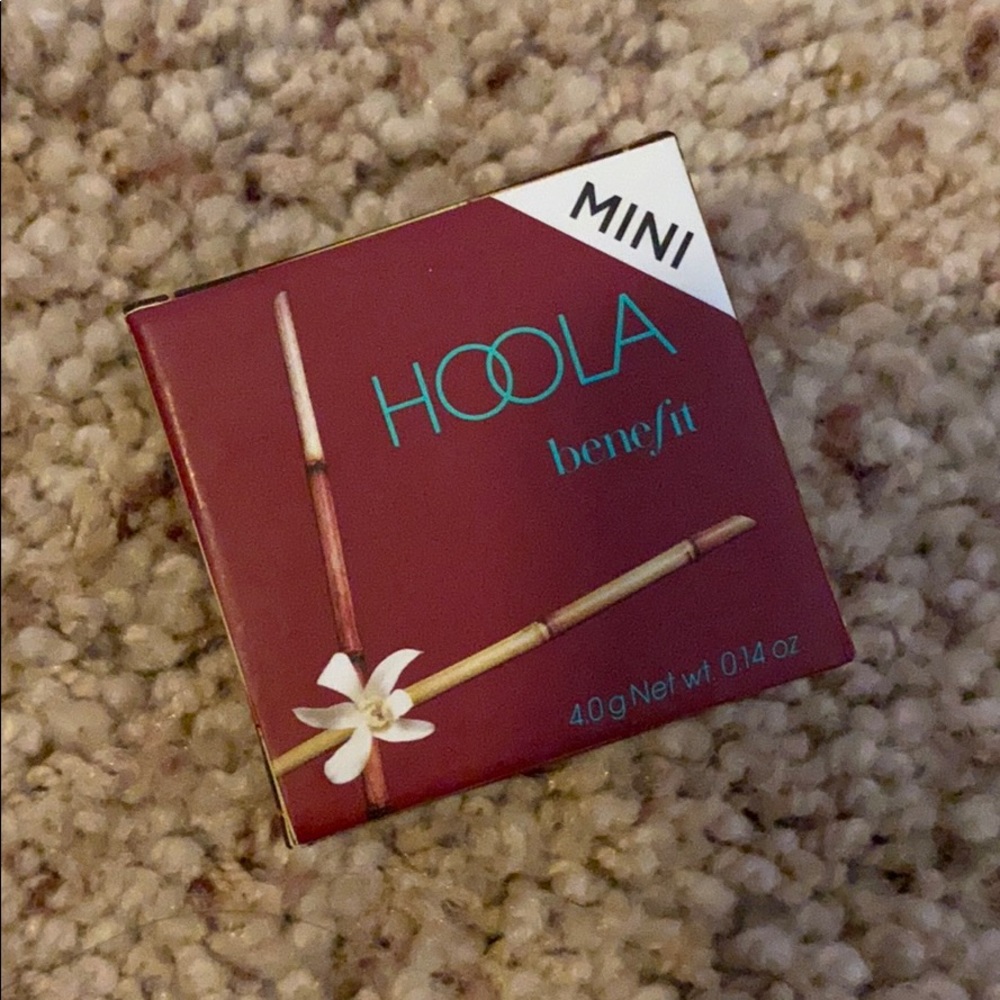 BRAND NEW HOOLA BRONZER